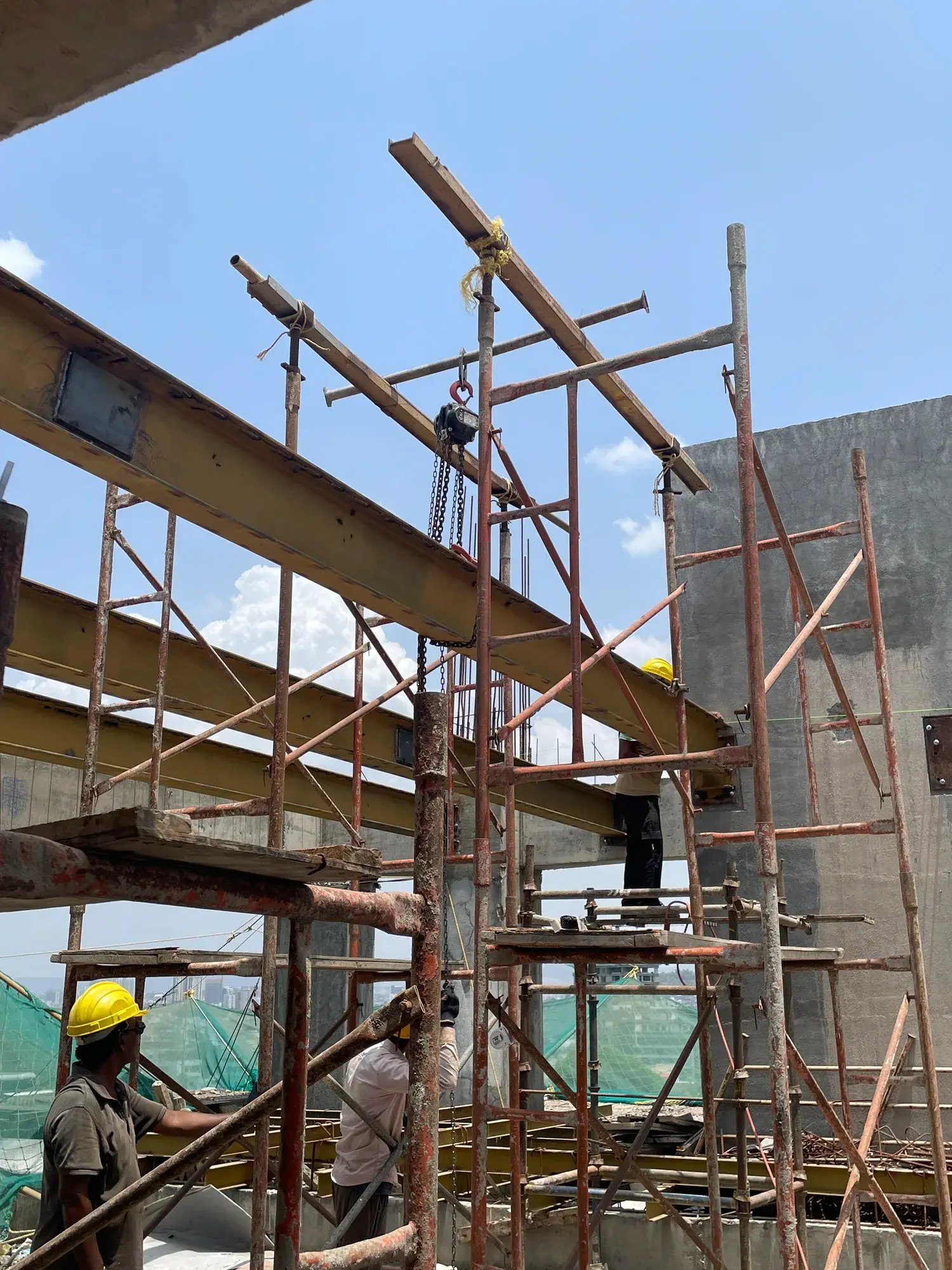 Primary deck beam framework being installed at Kalpvishwa
