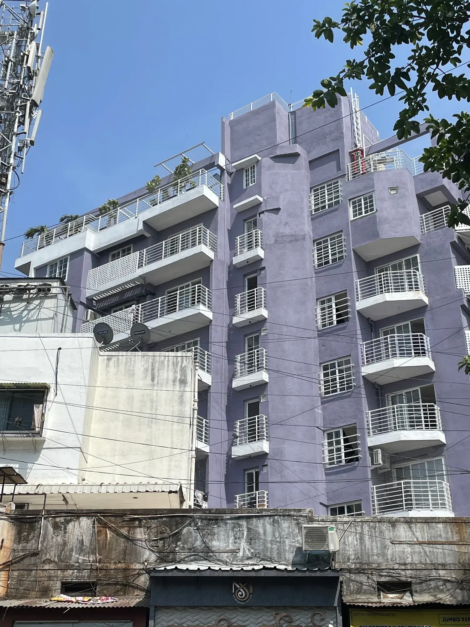 Shivatman façade and balconies in their finishing stages